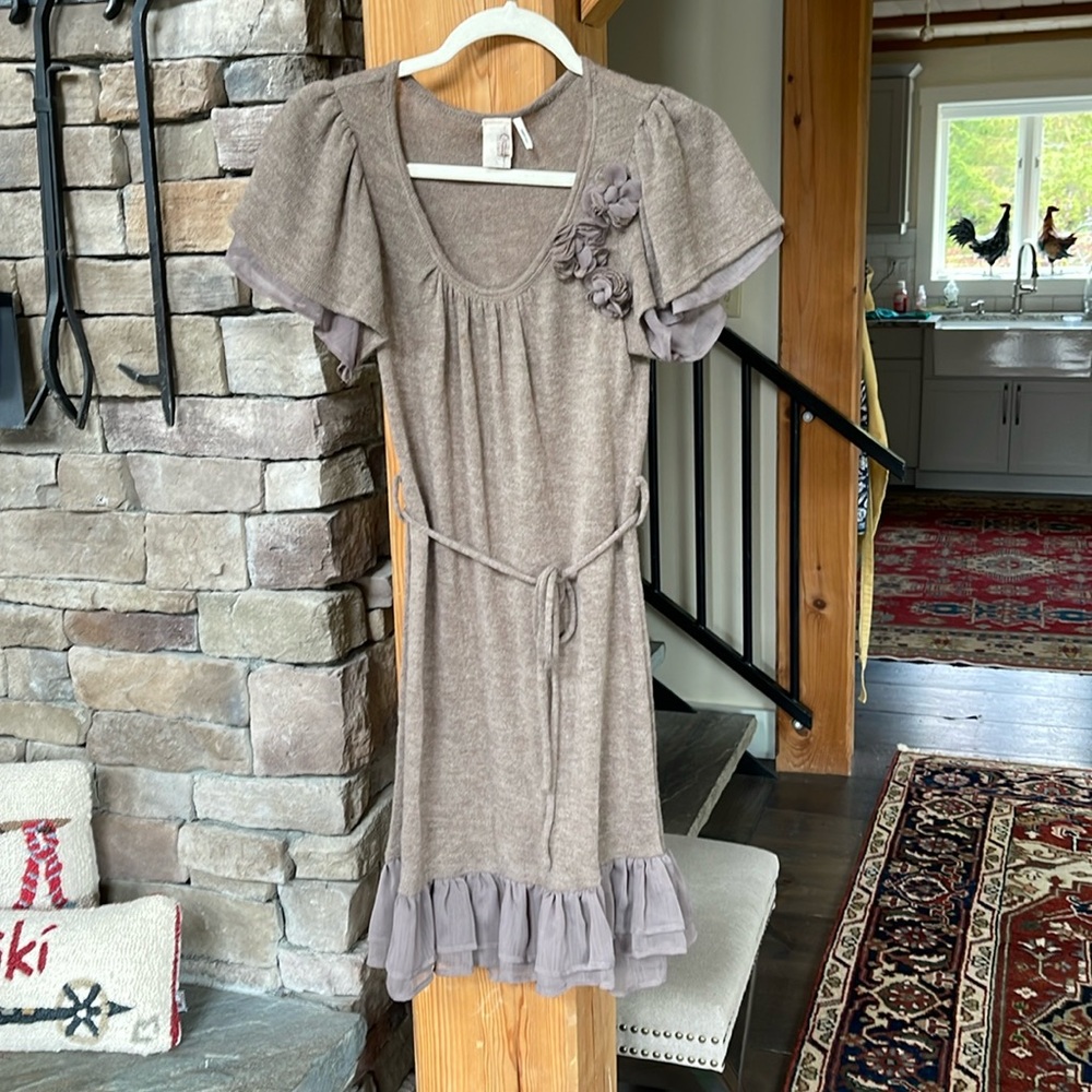 Unknown brand, mini dress, brown with knotted belt, size M